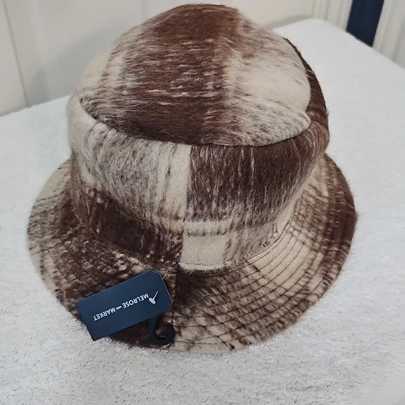 New Melrose & Market Plaid Eyelash Bucket Hat Rust Combo One Size - Picture 2 of 13